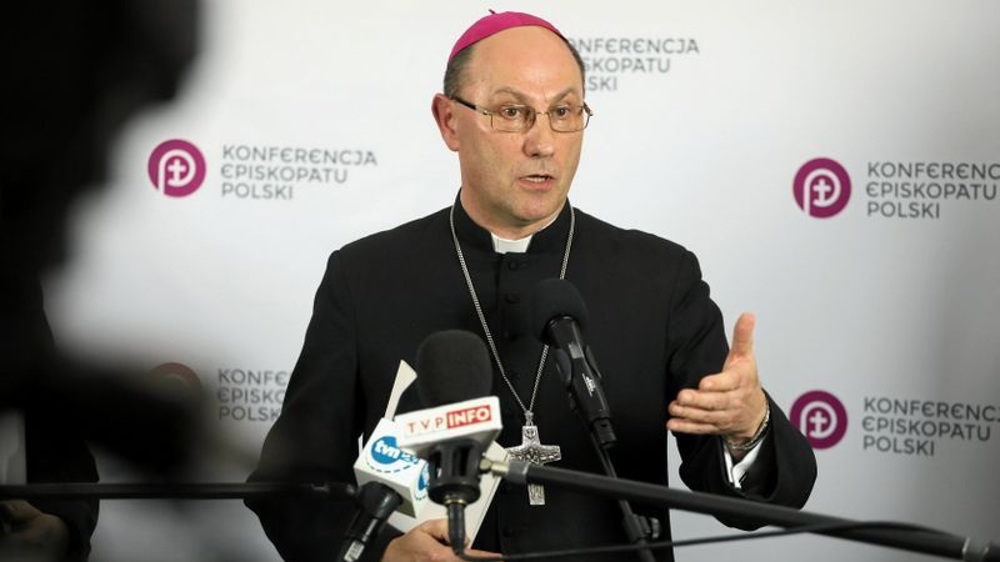 Polish archbishop refers child abuse negligence case to Vatican