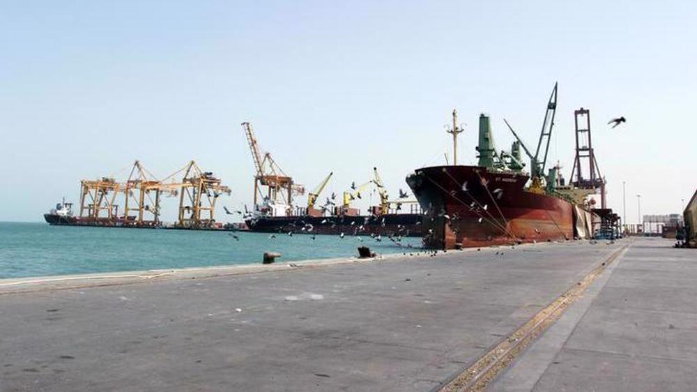 15 tankers stranded off Yemen coast as Saudi siege blocks unloading