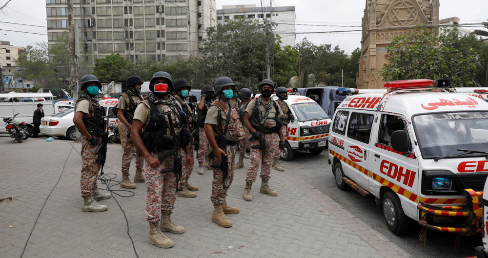 Gunmen stage deadly attack on Pakistan stock exchange