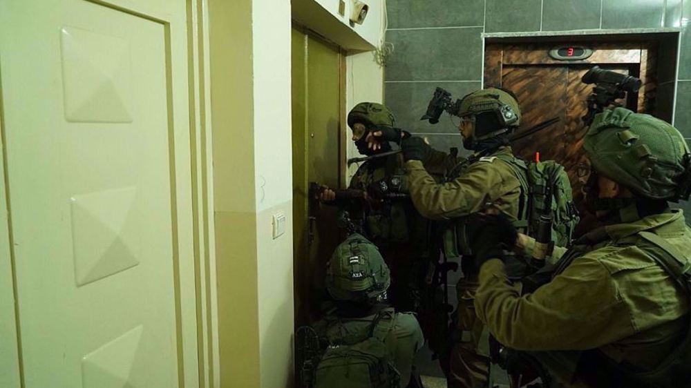 Israeli forces kidnap dozens of Palestinians in West Bank, al-Quds