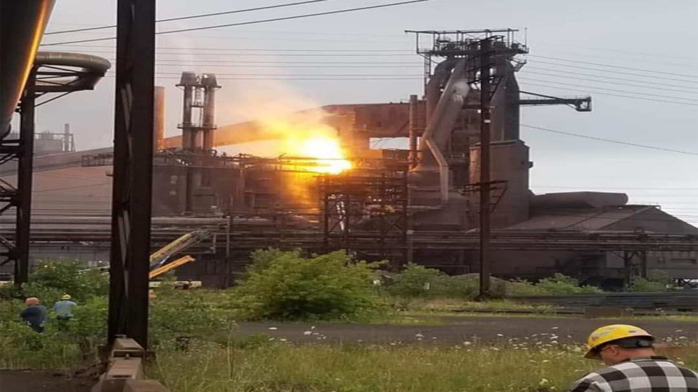 Explosion rocks steel plant in northwest Indiana 
