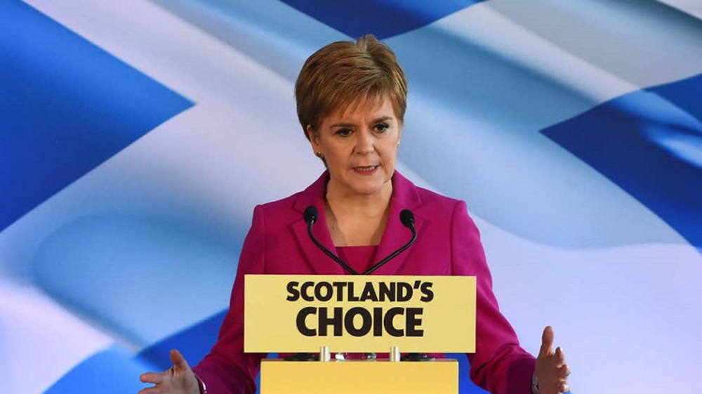 Sturgeon takes London to task over Russia report