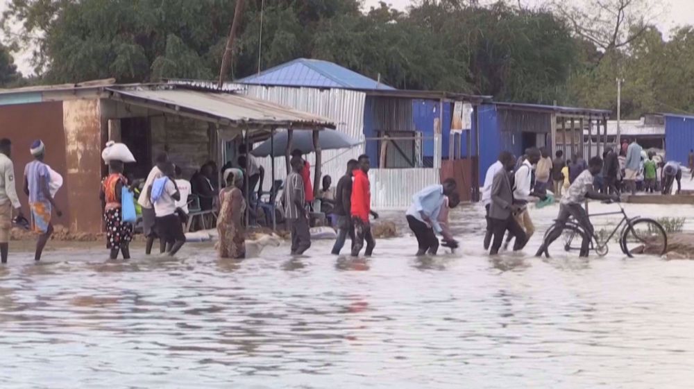 Floods displace thousands in South Sudan town