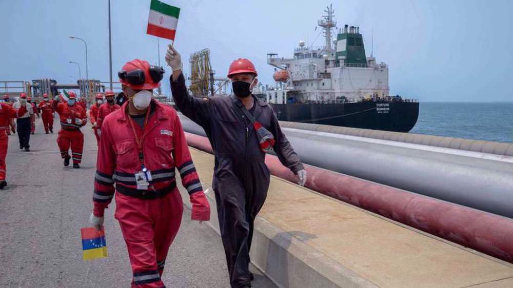 US seizes Iranian fuel cargoes for first time: WSJ