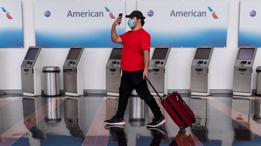 Tens of thousands of US airline jobs at risk with aid uncertain