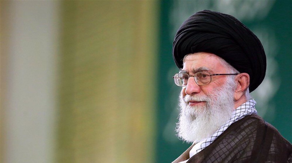Leader pardons, commutes sentences of over 2,100 Iranian prisoners