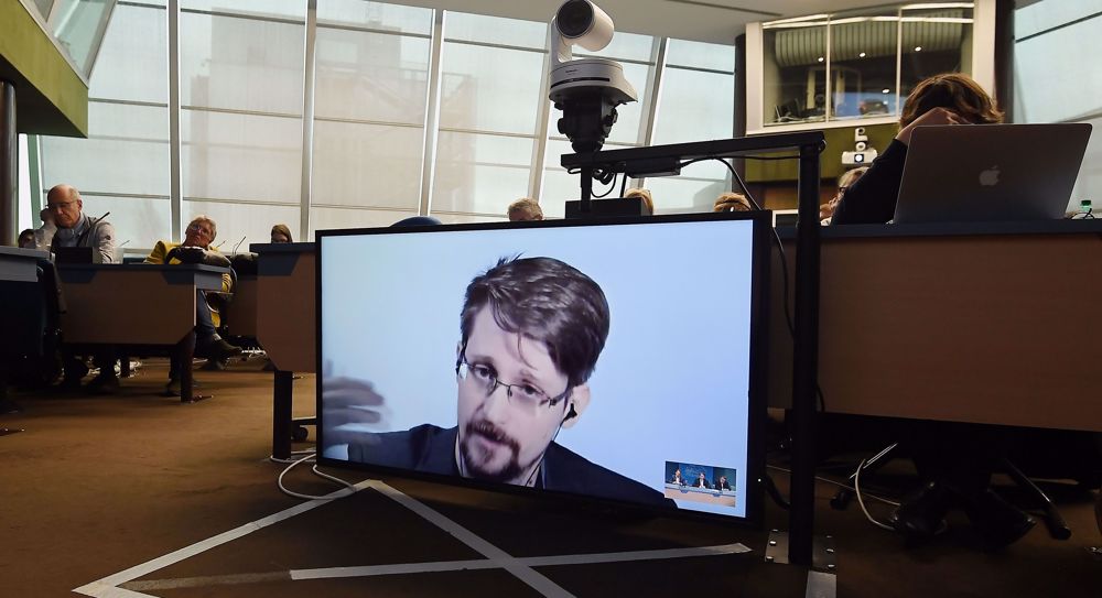 NSA whistleblower Snowden could forfeit $5mn earnings to US govt.