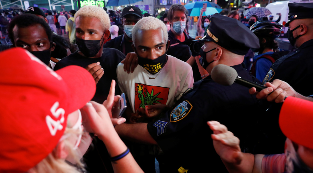 Protests hit New York after black man choked to death in police hands