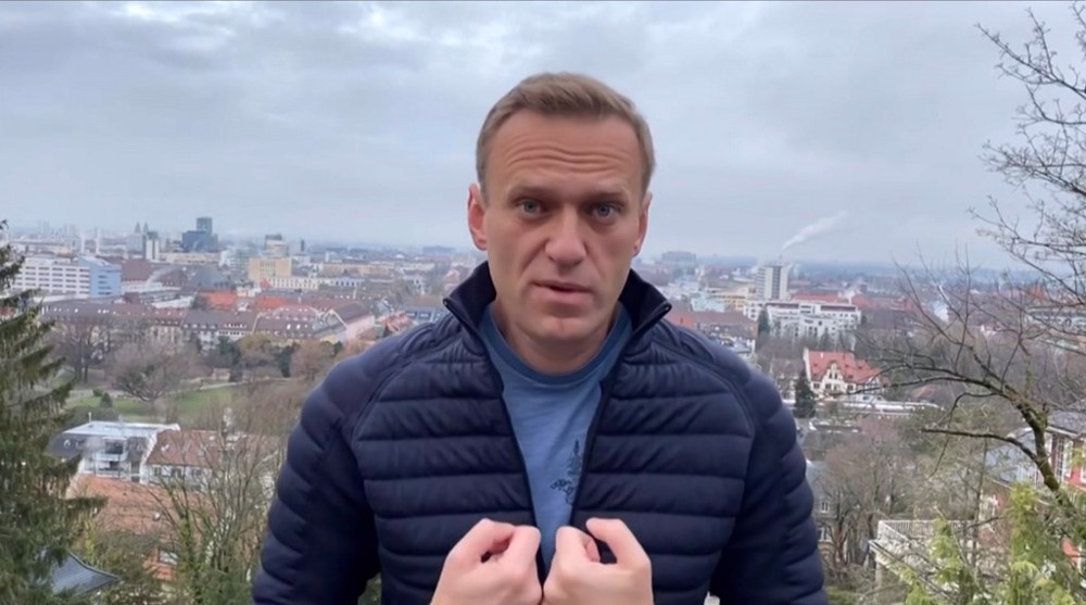 Russian opposition figure Alexei Navalny 'to return to Russia on Jan. 17'