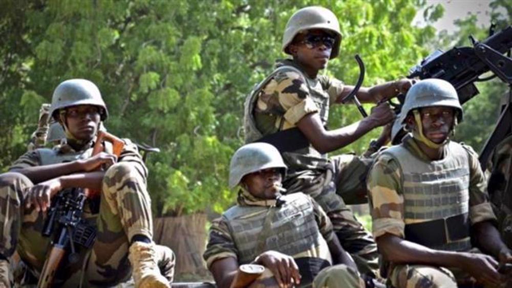 Militants kill hundred in simultaneous attacks on two Niger villages