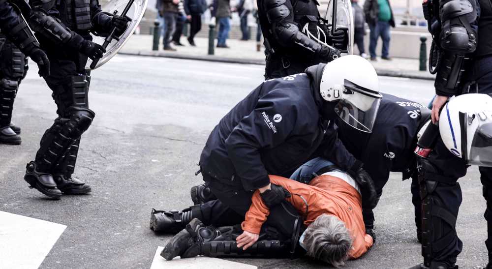 200 arrested at Brussels protest against COVID restrictions 