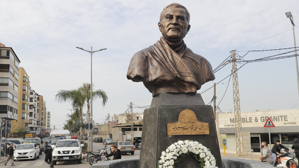 Lebanese unveil statue of Iran's Gen. Soleimani south of Beirut