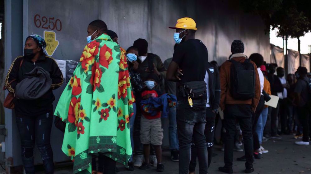 US appeals court sides with Biden, allows border expulsions of families to continue