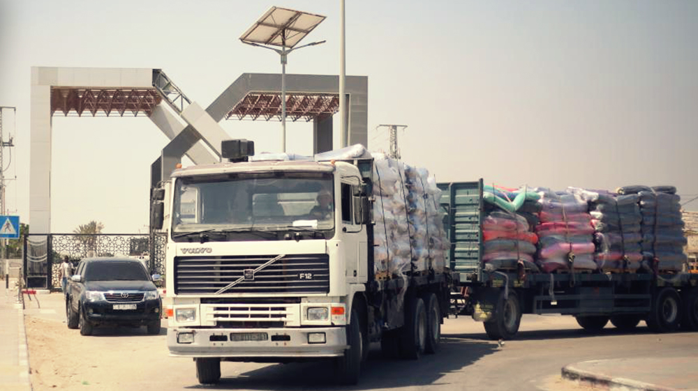 Israeli restrictions on Gaza’s main crossing collapse Gazan economy