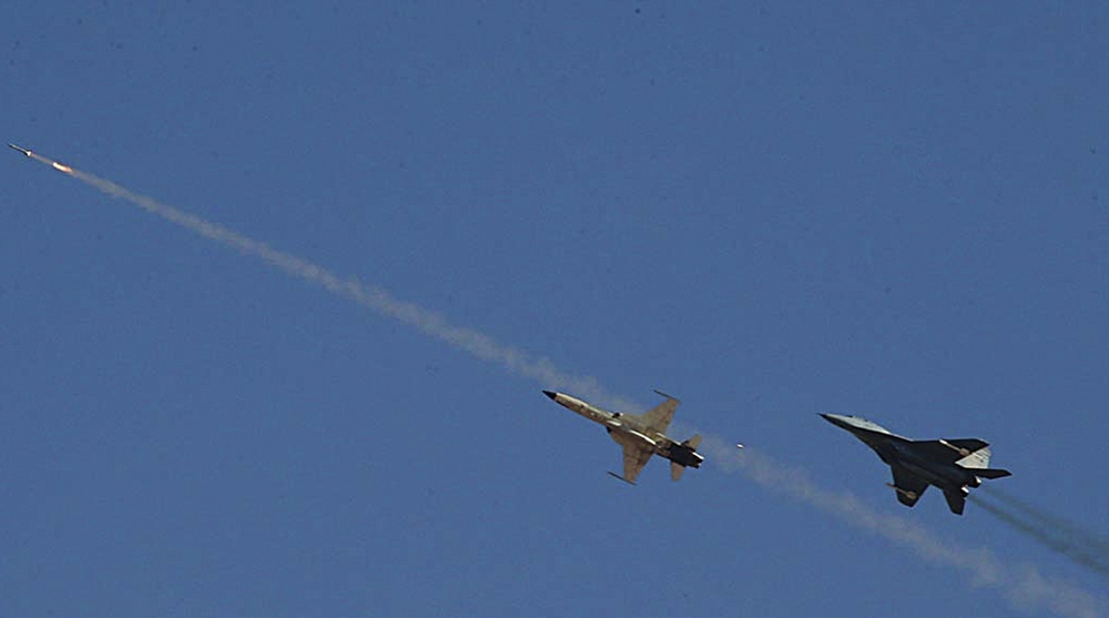 MiG-29 frapperont Israël ...