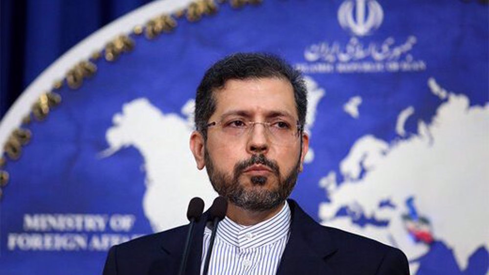 Foreign Ministry following up situation of stranded Iranians