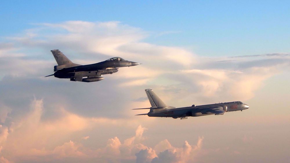 China denounces Taipei-Washington military contacts  