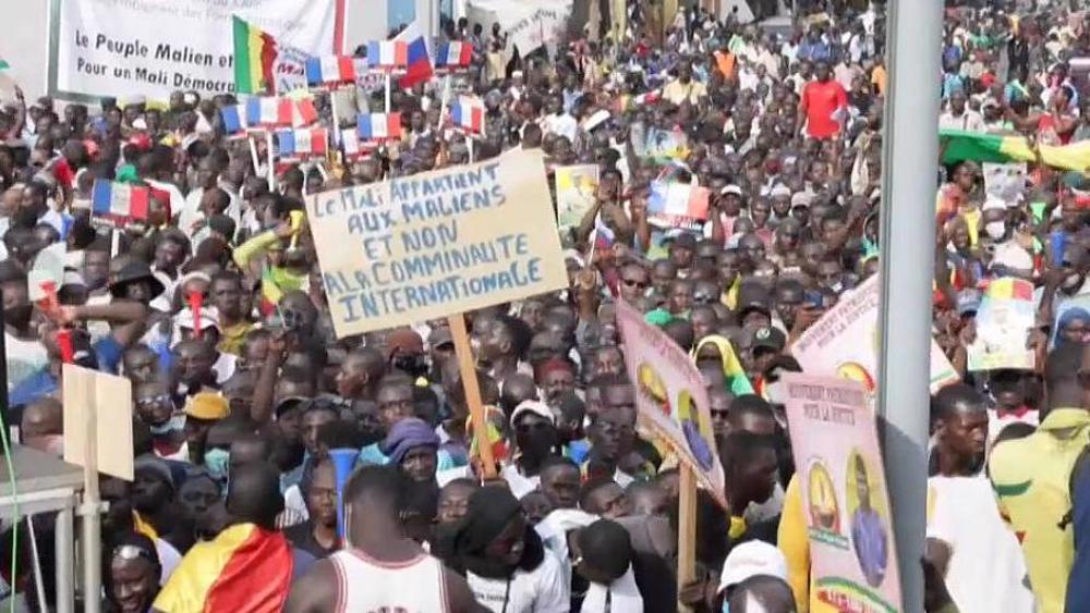 Malians protest French military presence, call for troops withdrawal