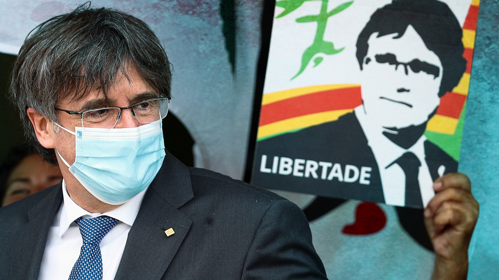 Italian court suspends Spain extradition request for Puigdemont