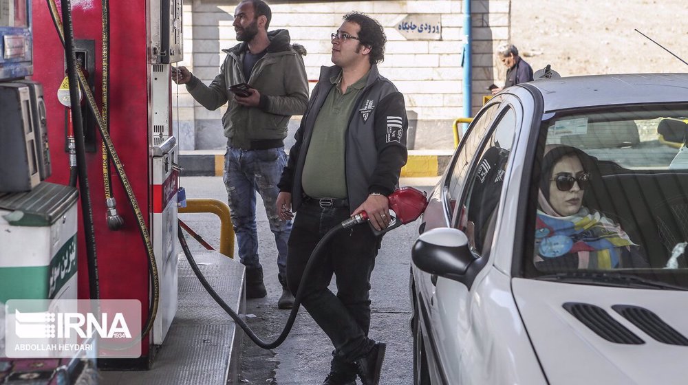 Iran says domestic demand for gasoline rose by 14% in H1 fiscal year