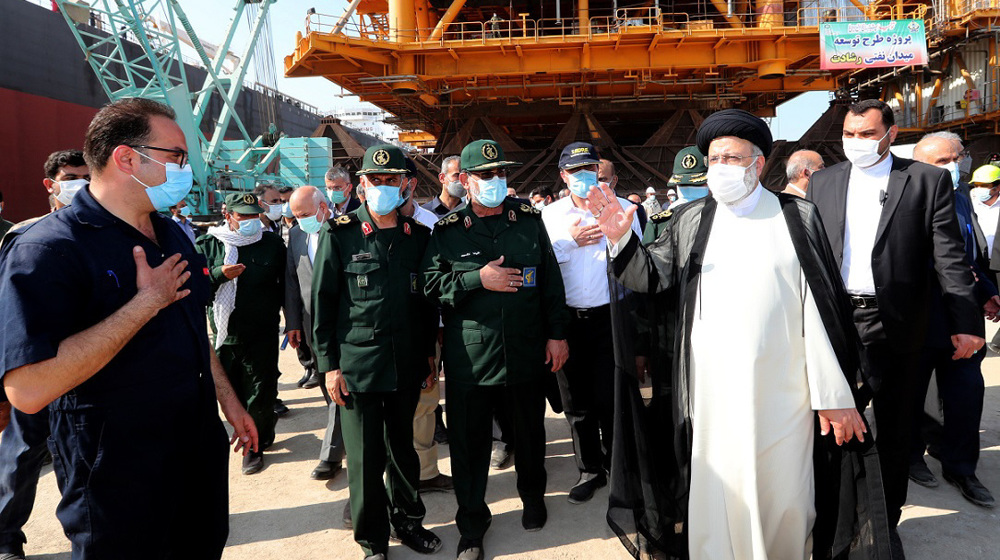 Iran president underlines need for self-sufficiency in shipbuilding 