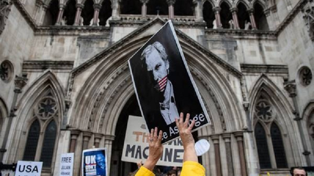 Assange in limbo between US and UK
