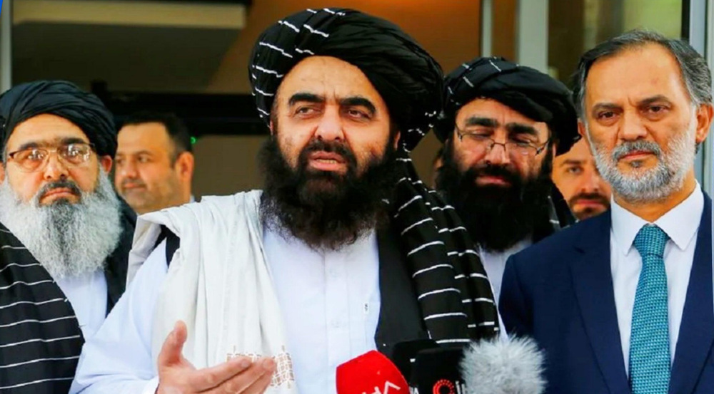 Afghanistan's interim FM visits Pakistan