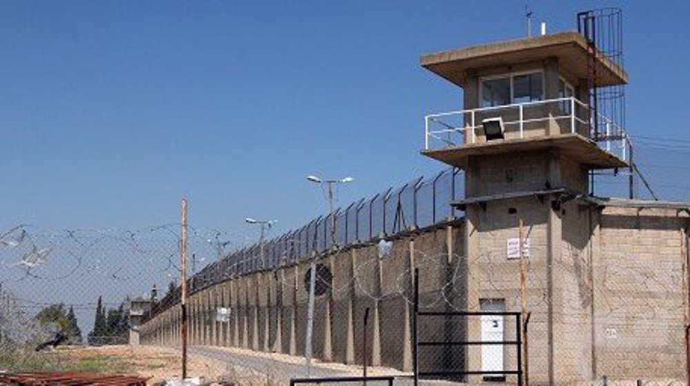 Five Palestinian prisoners continue hunger strike in jail to protest Israel's detention policy