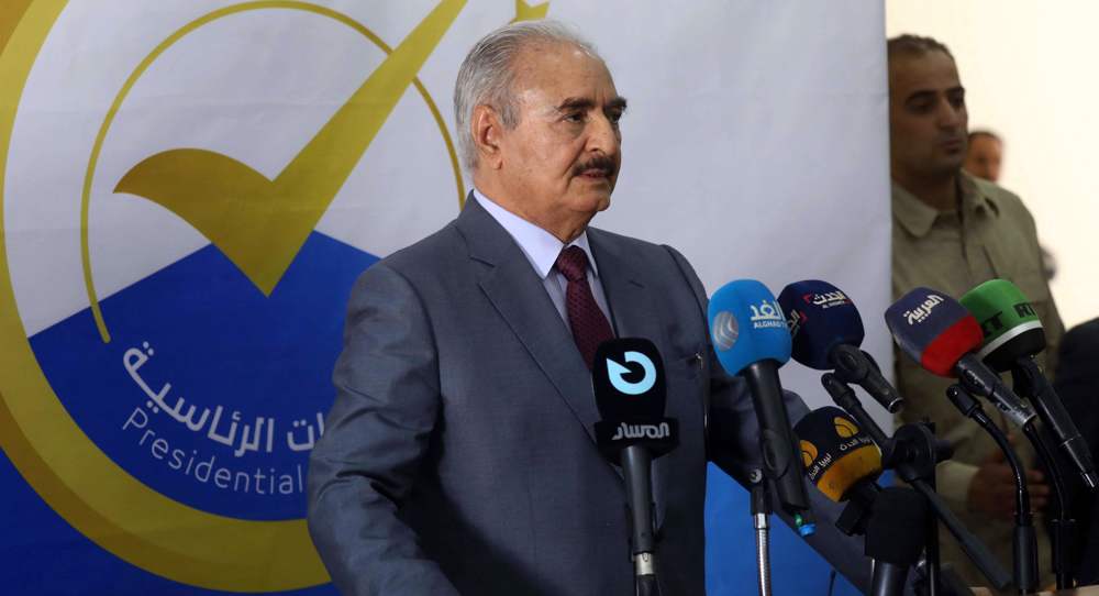Rebel commander in Libya submits bid to run for president
