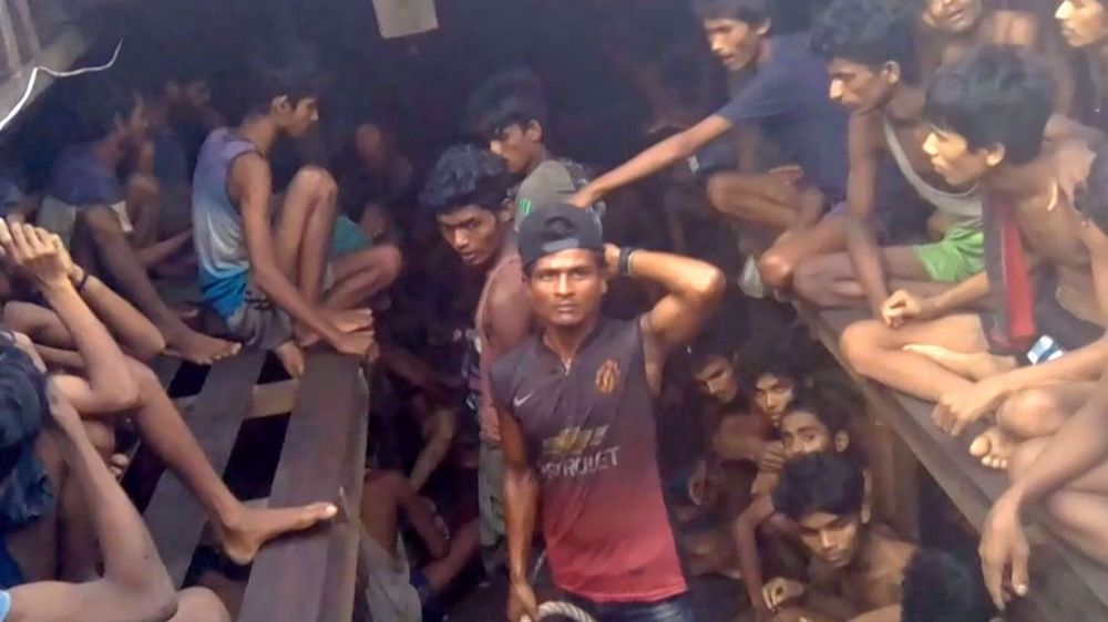 Myanmar seizes boat, detains 228 Rohingya Muslims