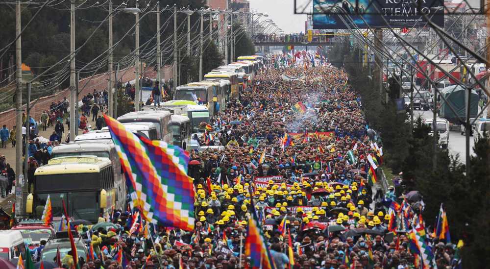 Bolivia socialists hold 200-km march, warn against another coup
