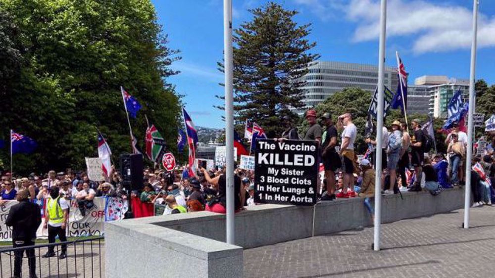 Thousands protest against compulsory COVID-19 vaccination in New Zealand