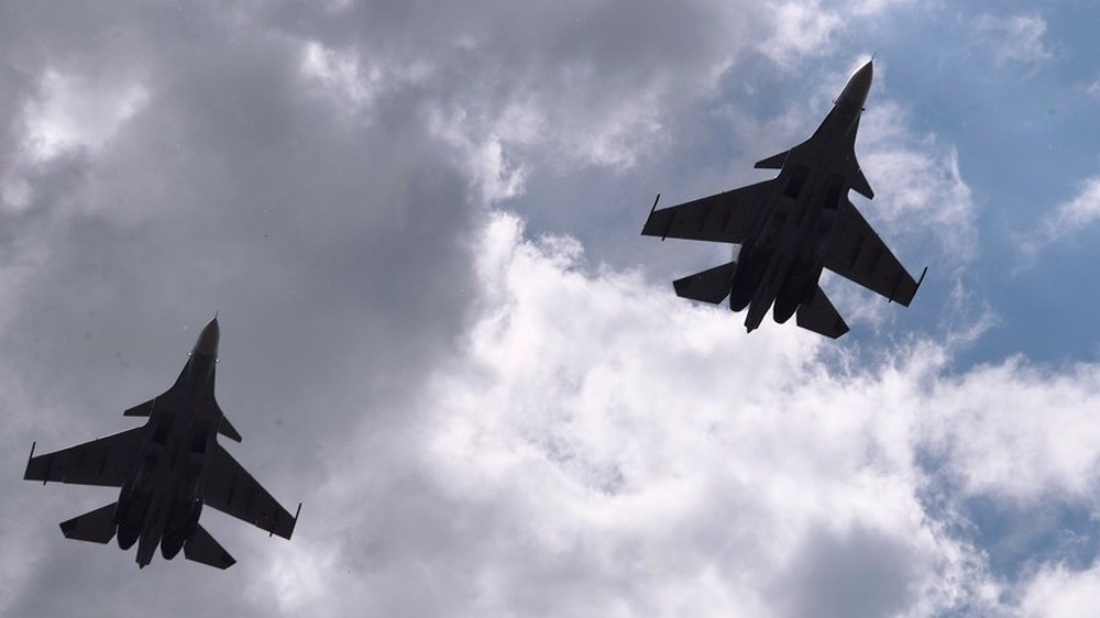 Russian fighter jet escorts US spy plane away over Black Sea