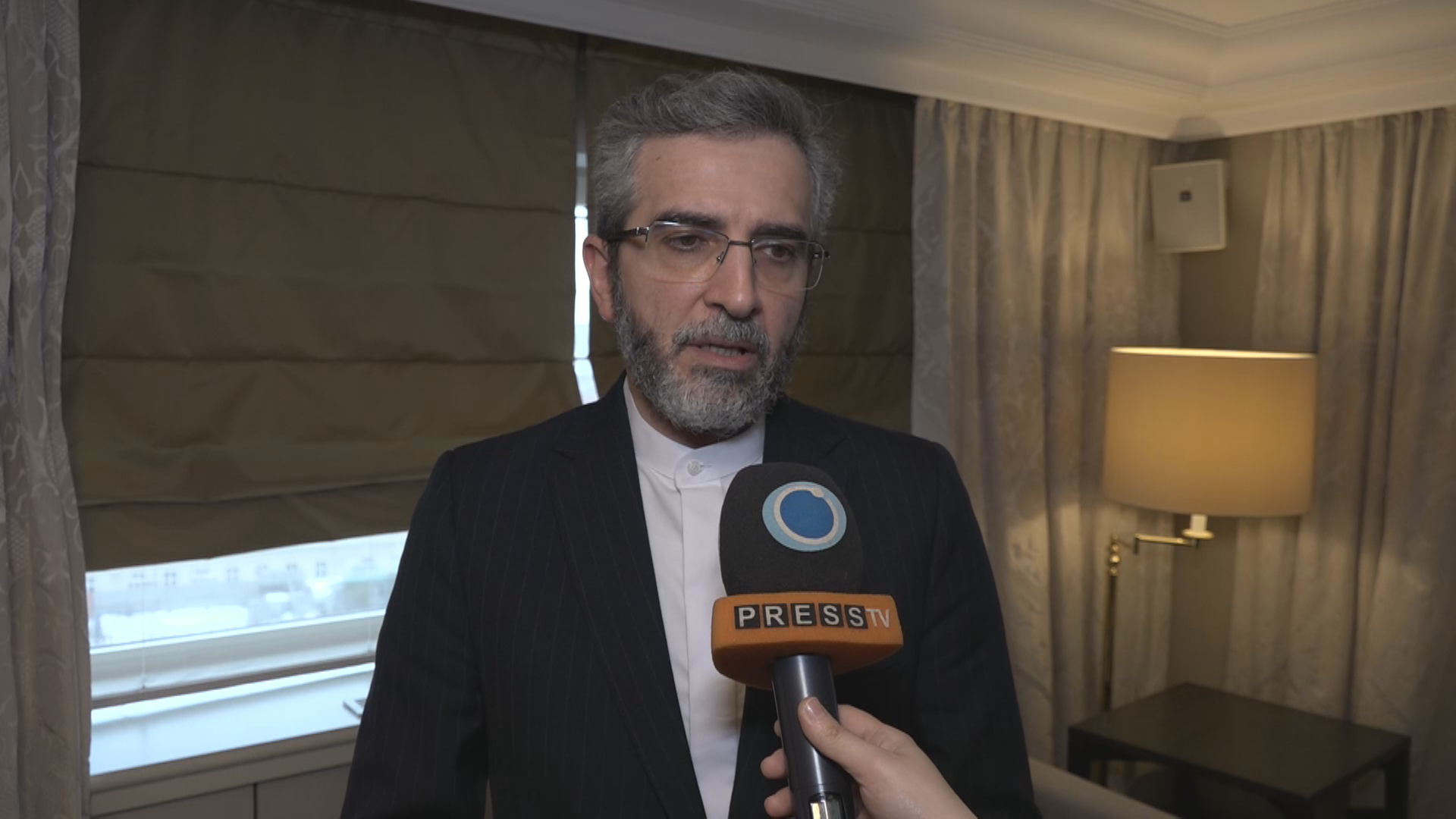Top negotiator says 2015 nuclear deal Iran's red line, anything less unacceptable
