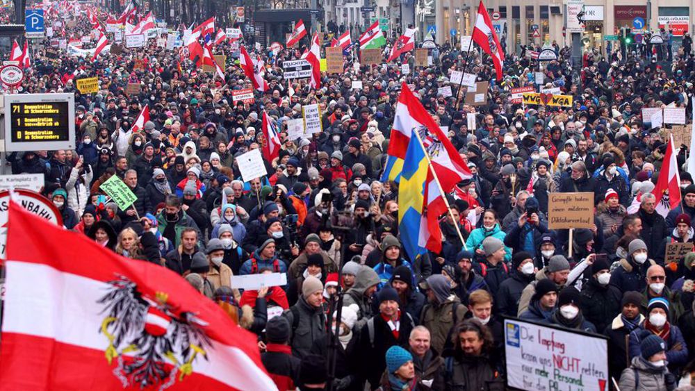44,000 protest COVID-19 restrictions in Vienna