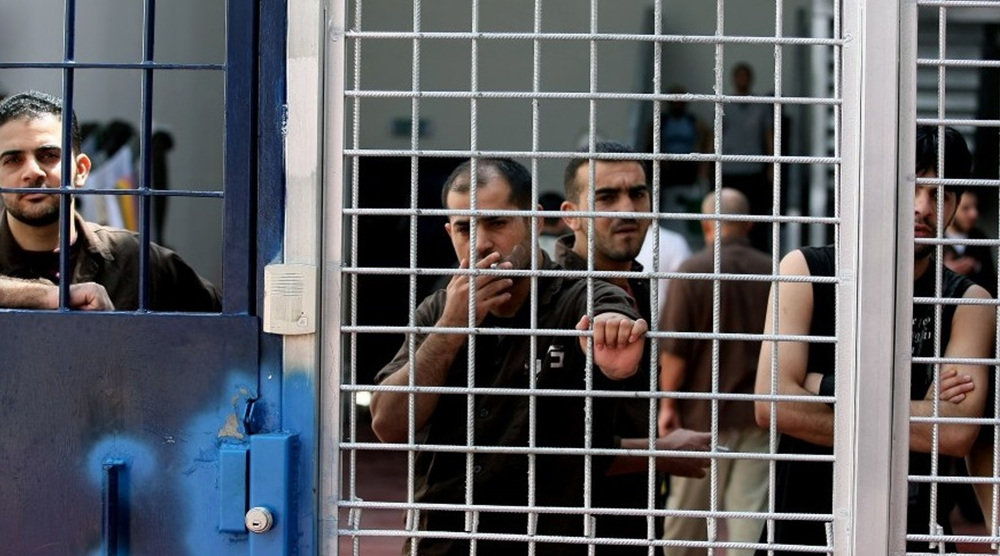 People in Gaza hold sit-in to support Palestinian prisoners in Israeli custody