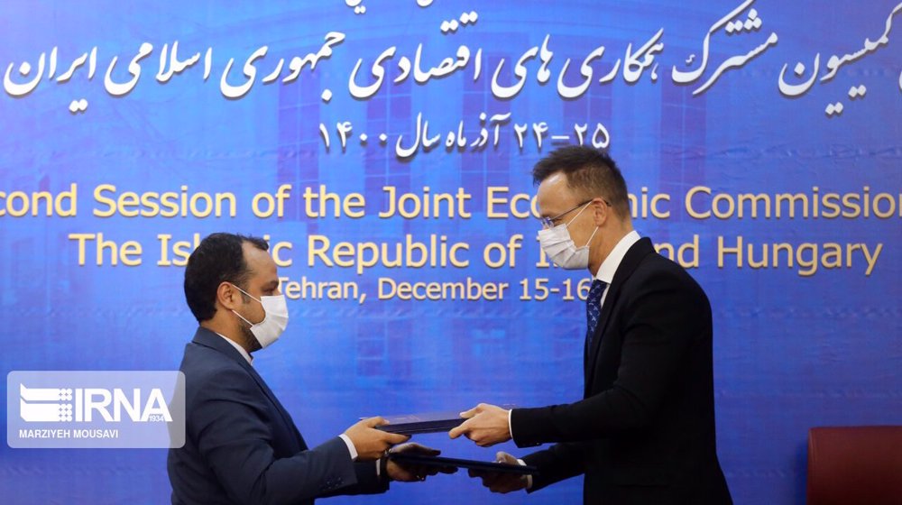 Iran, Hungary sign customs cooperation agreement