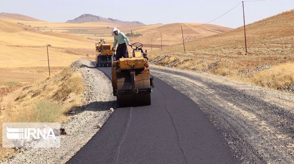 Asphalt roads available to 32,000 villages in Iran: Official