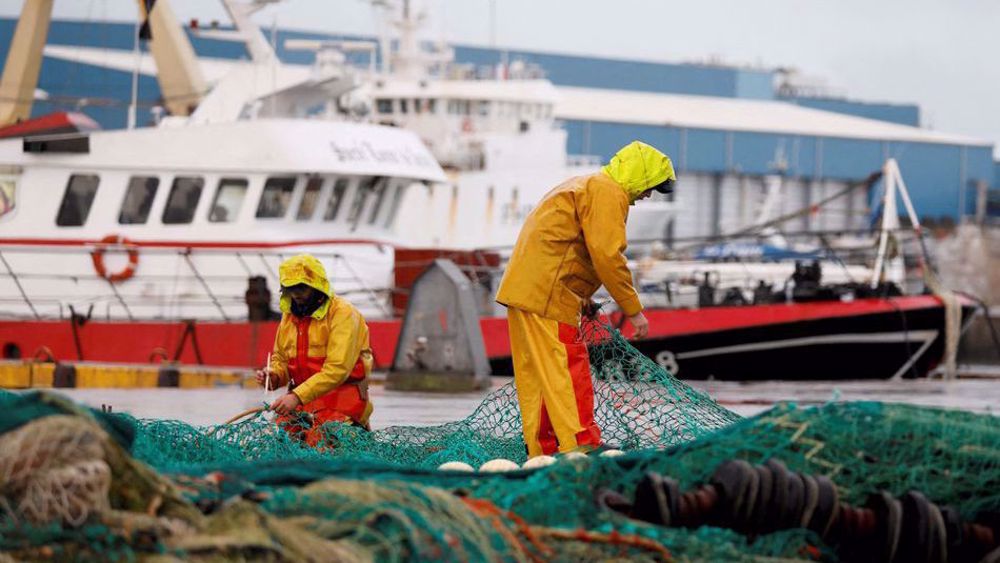 France to ask EU to take legal action against UK in fishing dispute