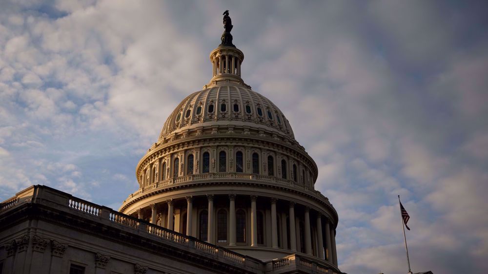 US Congress scrambles to avert government shutdown