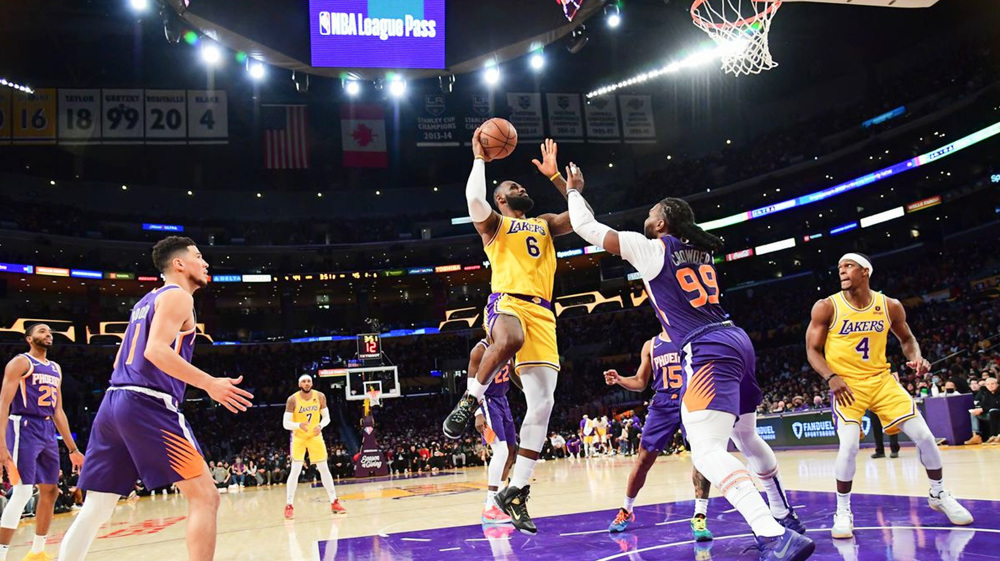 NBA: Los Angeles Lakers fall to Phoenix Suns 108-90