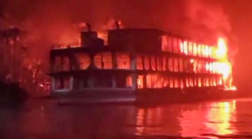 Bangladesh ferry fire kills 38 people