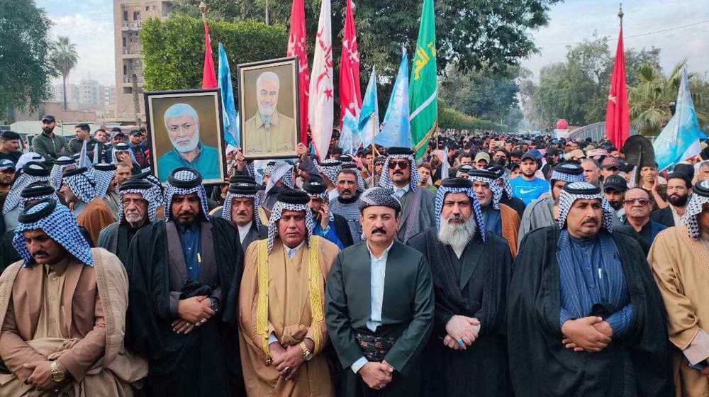 Thousands rally in Baghdad to pay homage to Gen. Soleimani, Muhandis, fallen resistance fighters