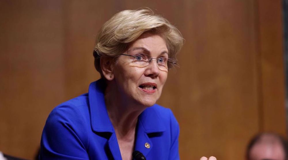 US Senator Warren urges crackdown on Wall Street 