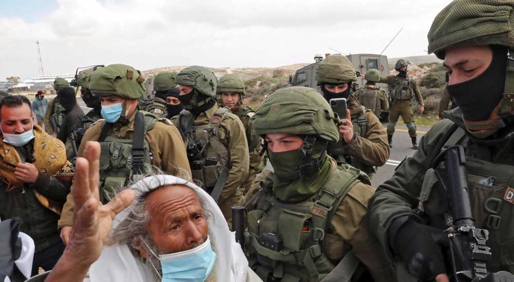 'Israeli settlers forming terrorist cells in West Bank for attacks against Palestinian civilians'
