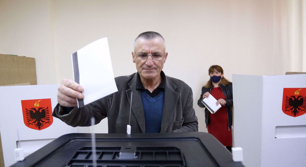 Albanians vote for new government with corruption on their mind