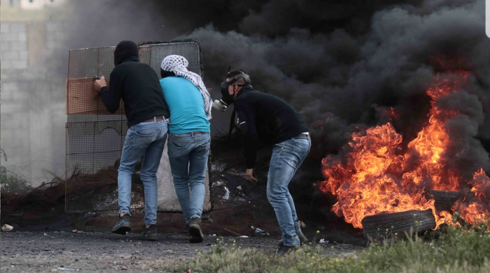 Israeli forces attack Palestinian protesters in East Jerusalem al-Quds