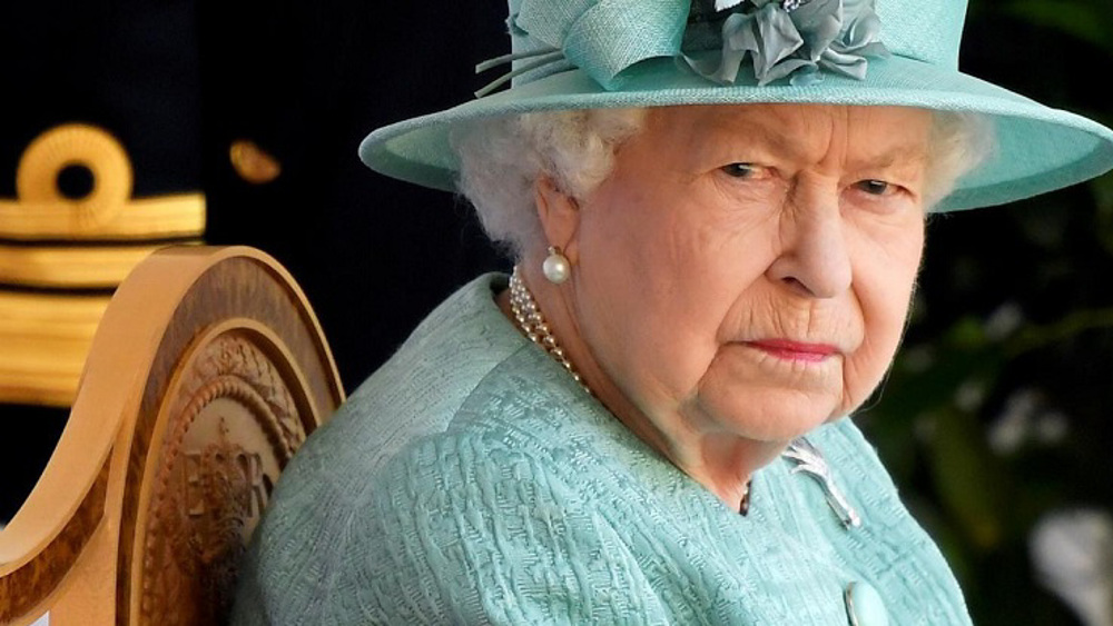 Queen raises doubts over sustainability of peace in Northern Ireland
