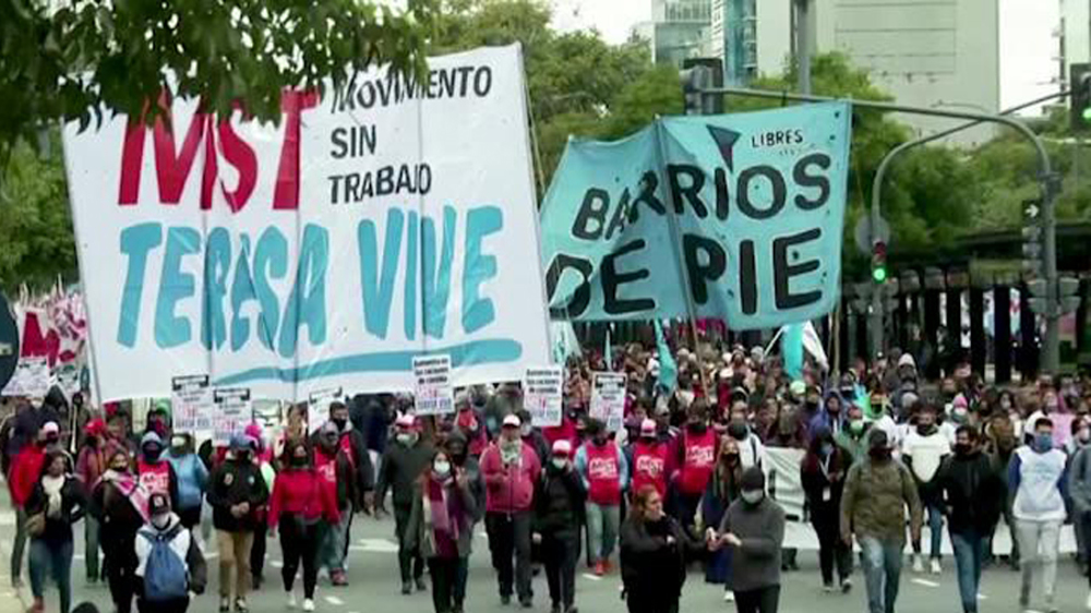Argentines rally for wage relief amid COVID crisis