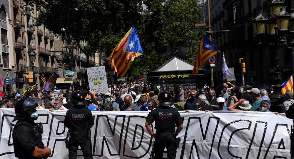 Prime minister: Spain to pardon jailed Catalan separatists behind failed independence bid
